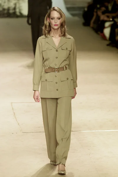 Look 7